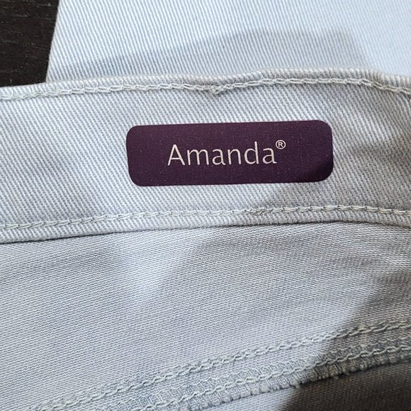 Gloria Vanderbilt Amanda Slimming Jeans (Blue / Link Water) - Picture 6 of 6